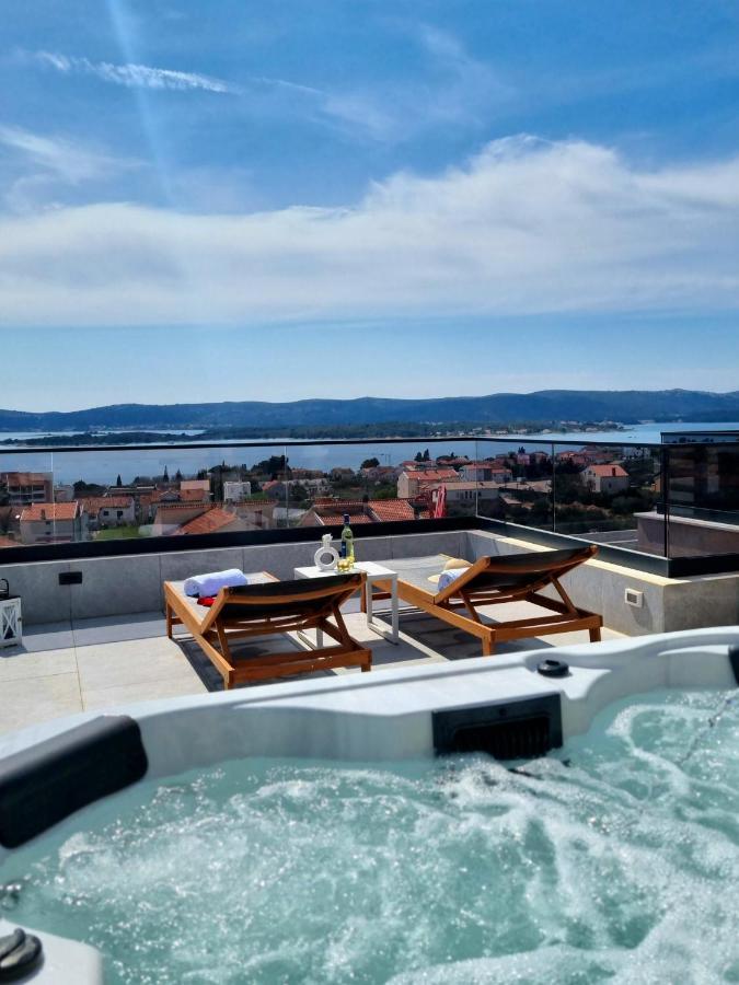 Apartamento Seaview Sveti Filip i Jakov Exterior foto