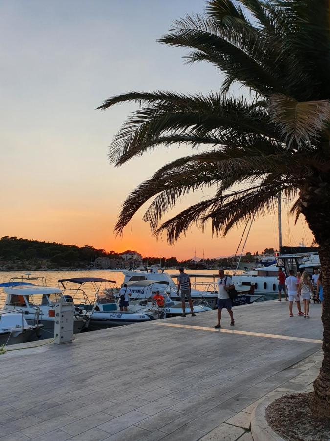 Apartamento Seaview Sveti Filip i Jakov Exterior foto