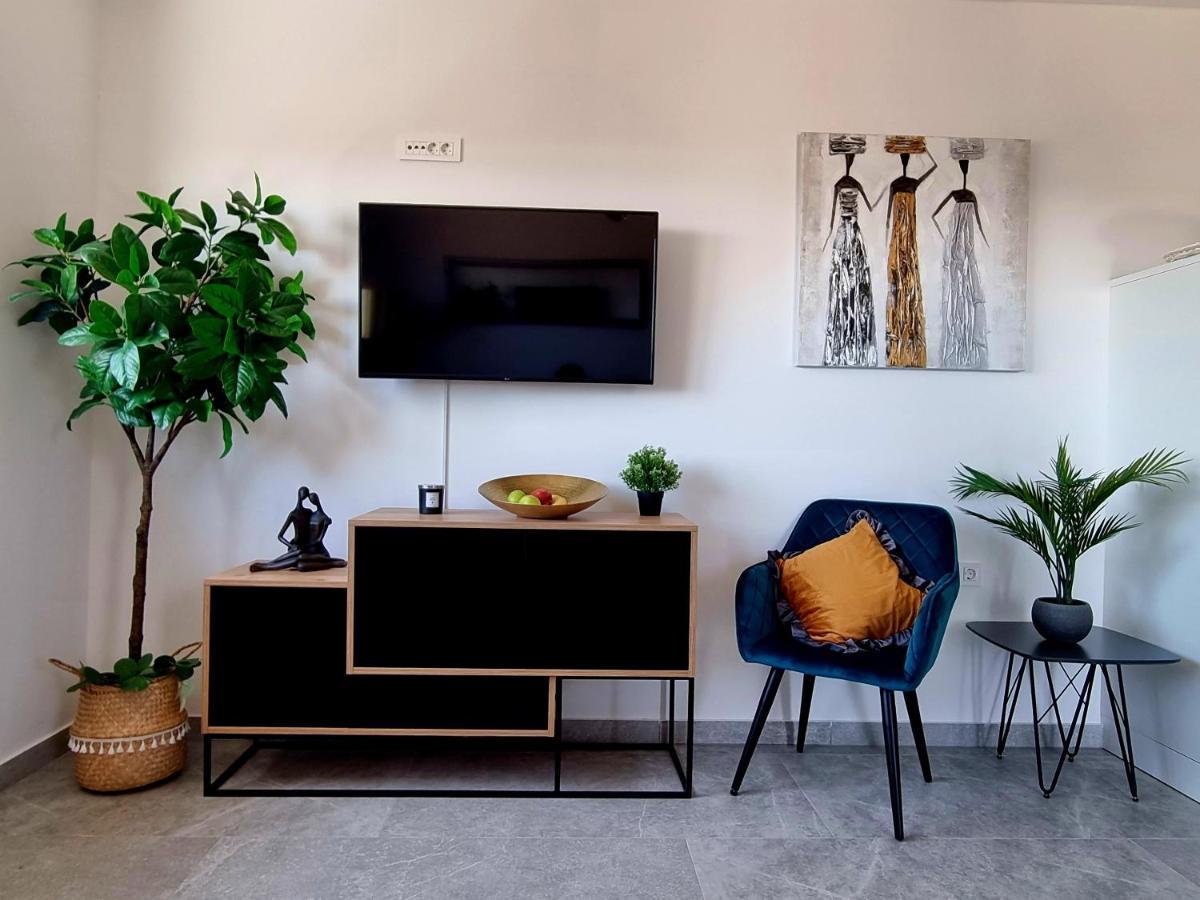 Apartamento Seaview Sveti Filip i Jakov Exterior foto